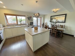 Fordwich Road- click for photo gallery